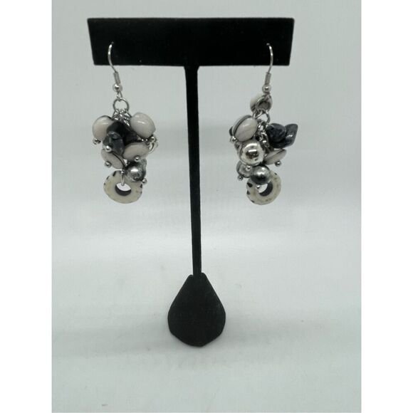 Bundle Lot Vintage Costume Pierced Earrings 5 pair - Picture 10 of 11